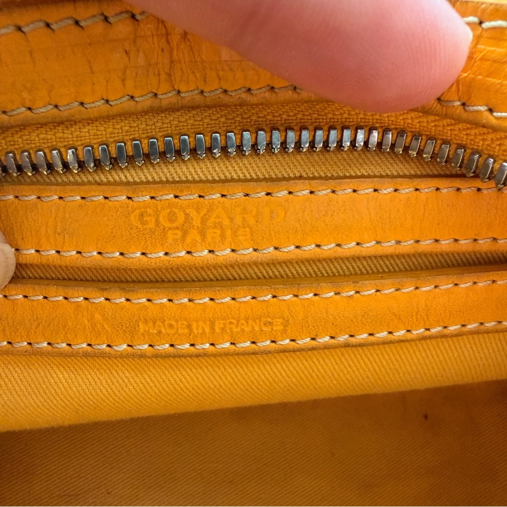 AUTHENTIC GOYARD CAP VERT YELLOW CROSSBODY BAG - Picture 15 of 16